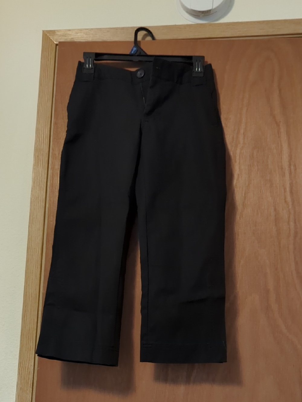 Banana Republic Black Women's Capris - Classic Fit